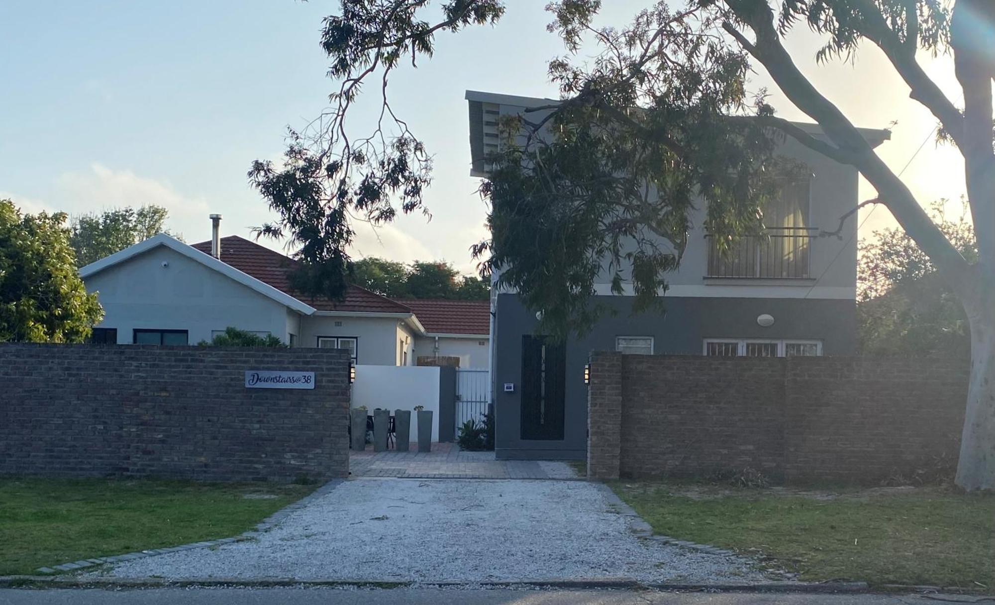 Downstairs @38 Apartamento Port Elizabeth Exterior foto